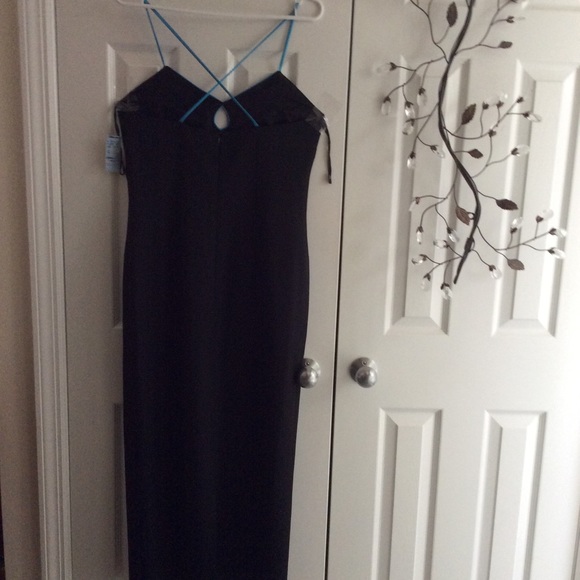 Mandee junior dressy dress. - Picture 7 of 8